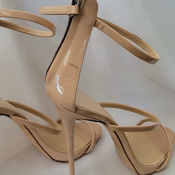 Guiseppe Zanotti Harmony Nude Patent Size 40 - Picture 6 of 9
